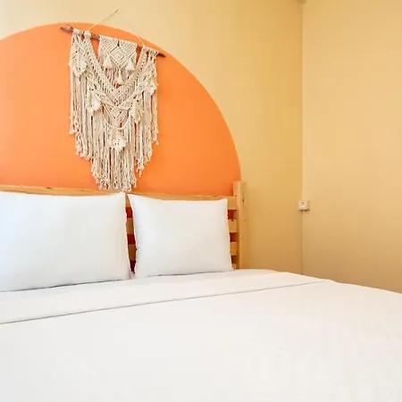 Excellent Flat With Balcony Located Near Kabatas Ferry Station And Taksim Square In Beyoglu